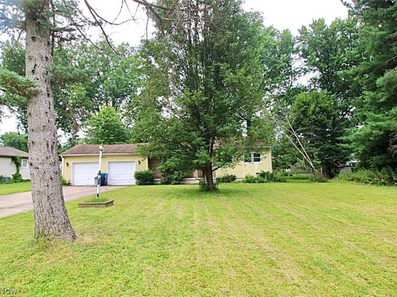 333 Yvonne Drive, Youngstown, OH 44505 Photo 13