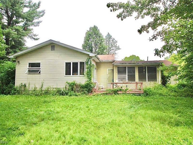 333 Yvonne Drive, Youngstown, OH 44505 Photo 4