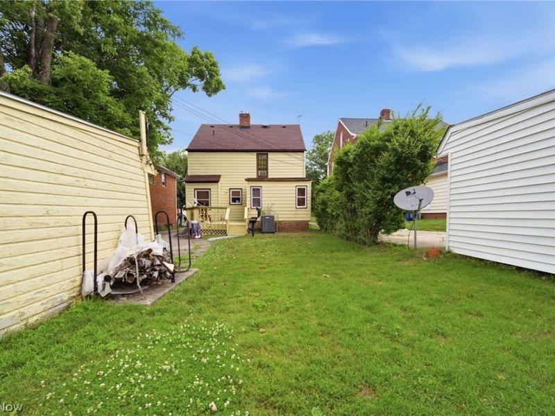 4394 Baintree Road, University Heights, OH 44118 Photo 5