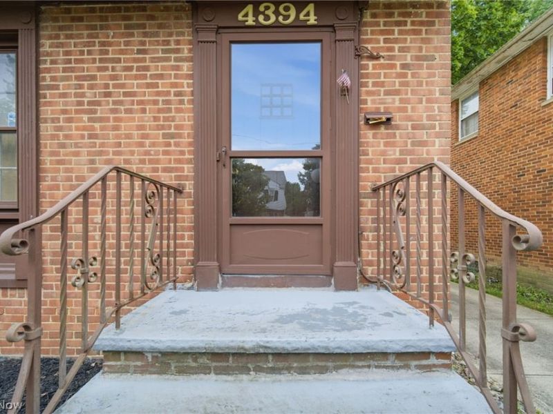4394 Baintree Road, University Heights, OH 44118 Photo 8
