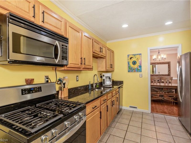 3718 Latimore Road, Shaker Heights, OH 44122 Photo 20