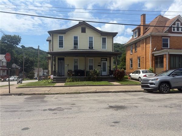 1101 9th Ave, Beaver Falls, PA 15010