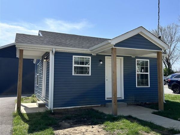 111 W 10th Avenue Unit 1/2, Bowling Green, KY 42101