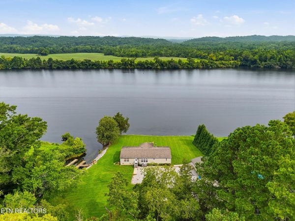 616 Layman Circle, Decatur, TN 37322