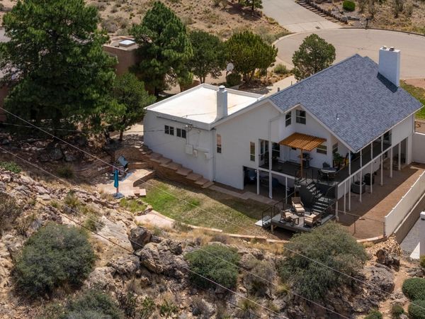 4421 Hidden Valley Court NE, Albuquerque, NM 87111