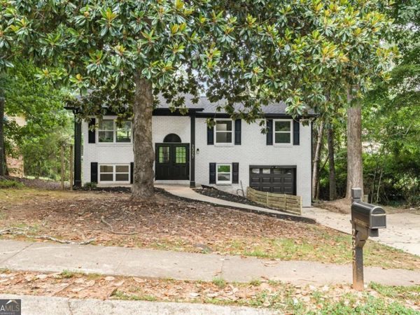 2327 Greenway Drive, Decatur, GA 30035