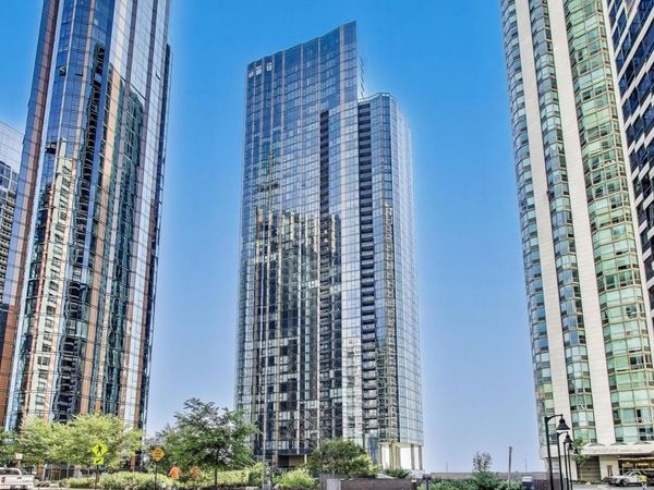 211 N Harbor Drive , Unit 403, Chicago, IL 60601