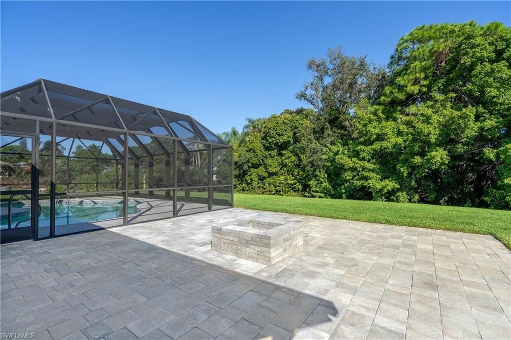 5105 Berkeley Dr , Naples, FL 34112 Photo