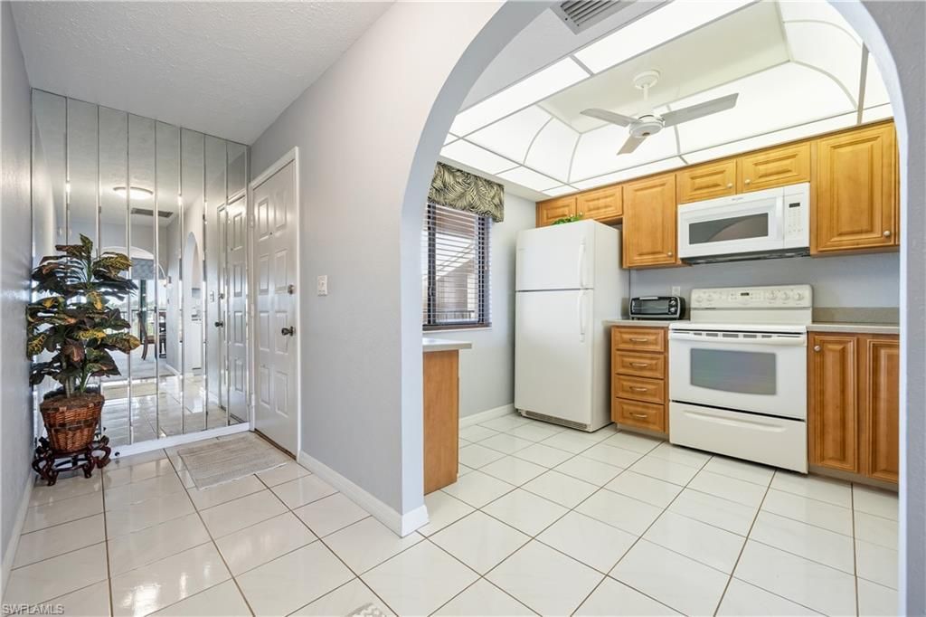 3714 SE 12th Ave , Unit 204, Cape Coral, FL 33904 Photo