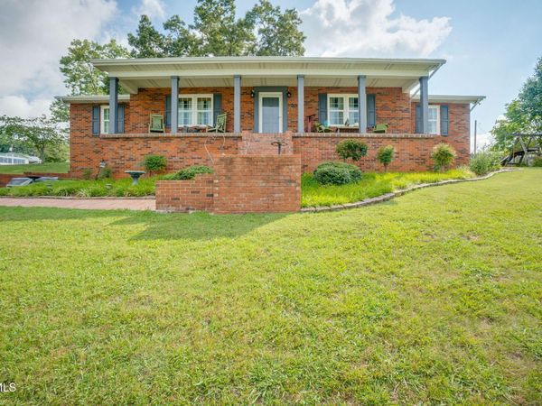 300 Sunrise Avenue, Church Hill, TN 37642