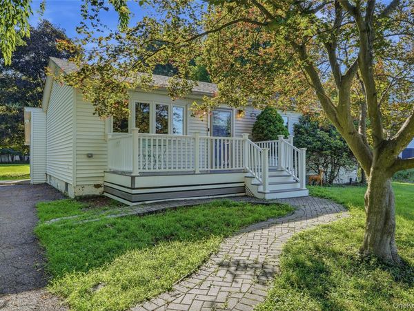 15 Lincoln Drive , Washingtonville, NY 10992