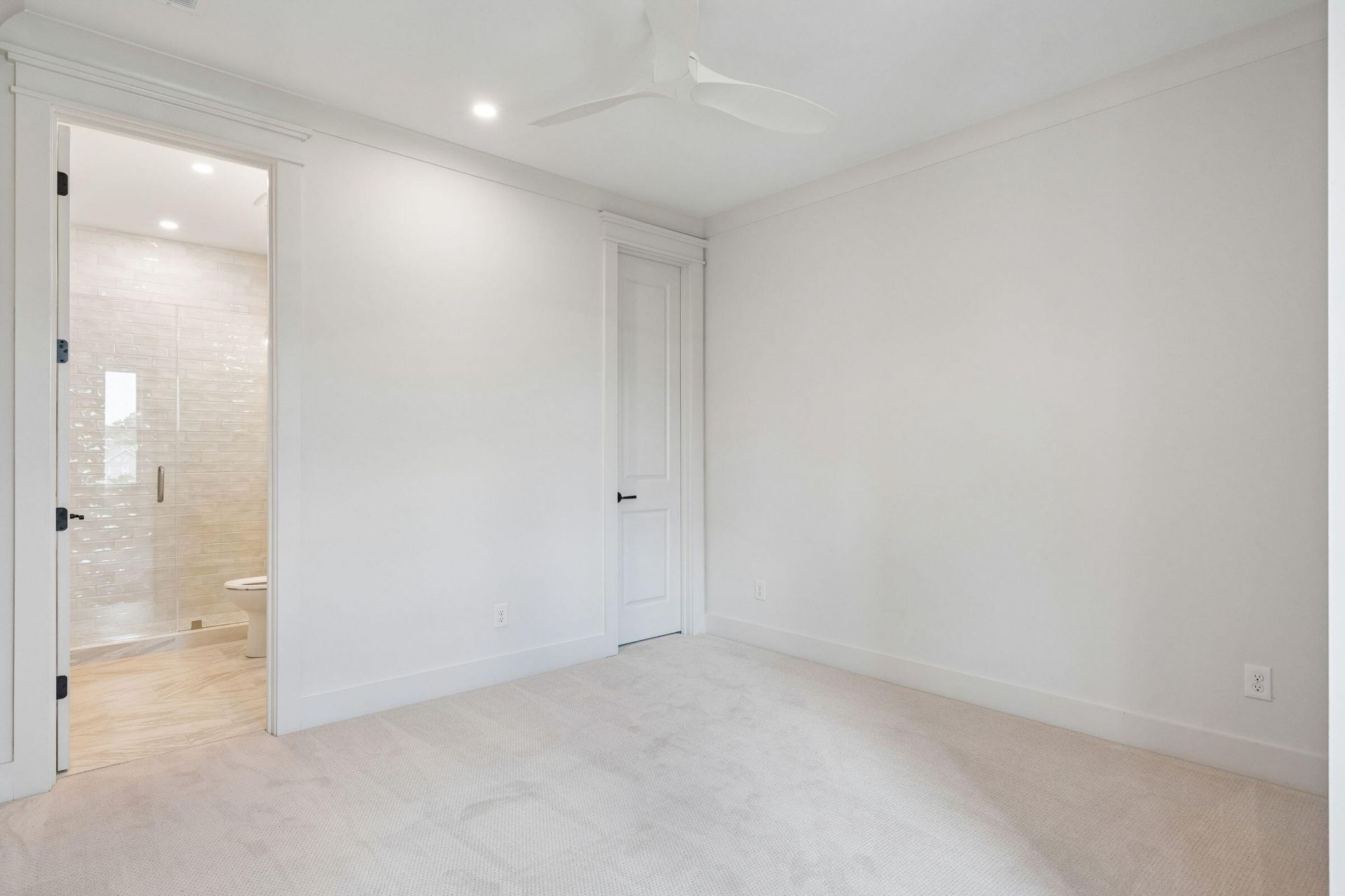 2862 Maritime Drive Photo 40