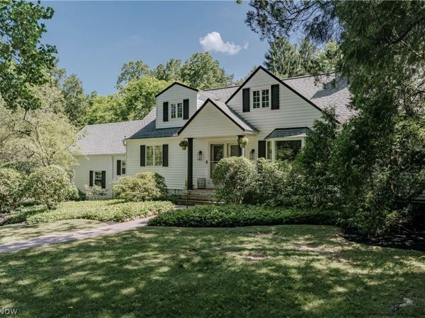 35600 Jackson Road, Moreland Hills, OH 44022