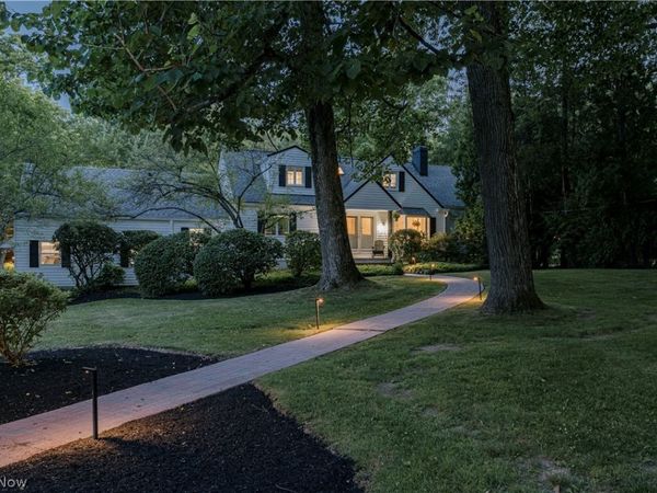 35600 Jackson Road , Moreland Hills, OH 44022