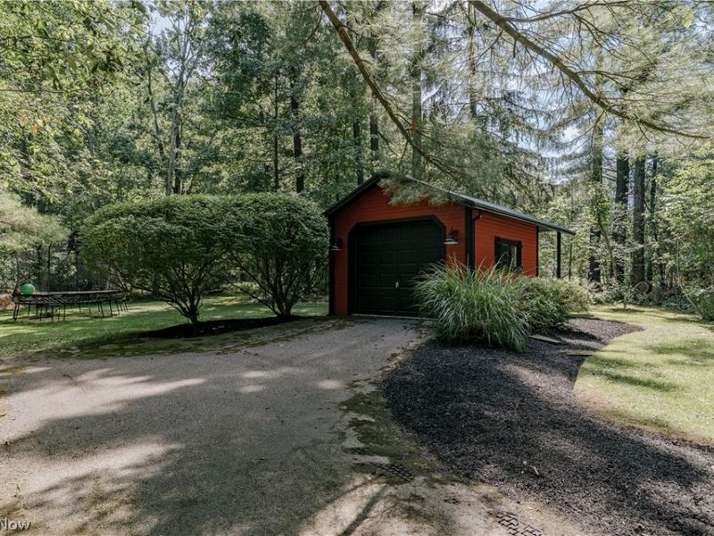 35600 Jackson Road, Moreland Hills, OH 44022 Photo 11