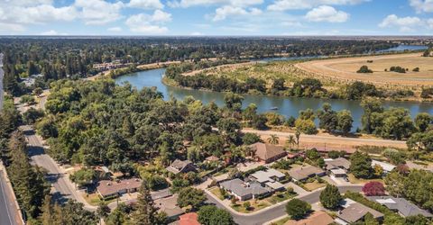 5720 Riverside Blvd, Sacramento, CA 95822 Photo