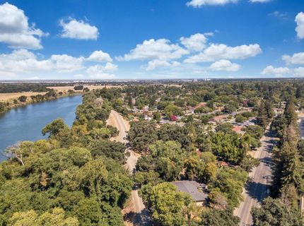 5720 Riverside Blvd, Sacramento, CA 95822 Photo