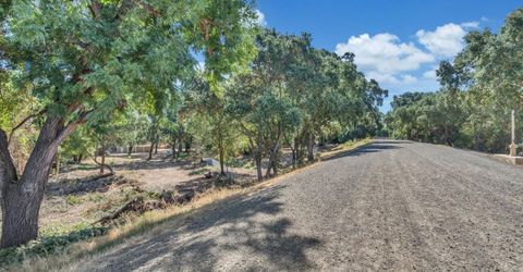 5720 Riverside Blvd, Sacramento, CA 95822 Photo