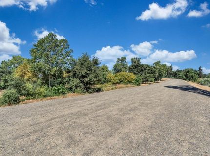 5720 Riverside Blvd, Sacramento, CA 95822 Photo