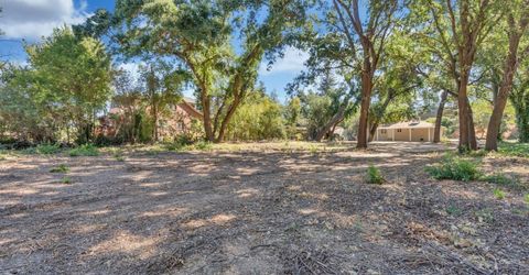 5720 Riverside Blvd, Sacramento, CA 95822 Photo