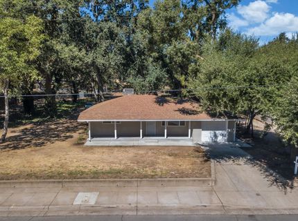 5720 Riverside Blvd, Sacramento, CA 95822 Photo