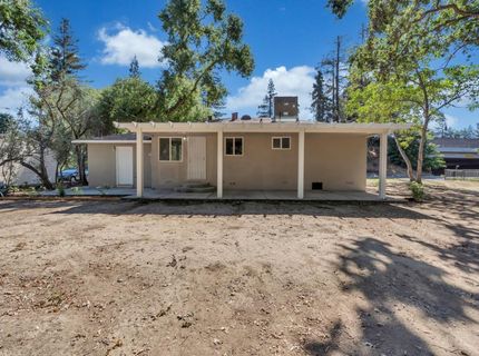 5720 Riverside Blvd, Sacramento, CA 95822 Photo