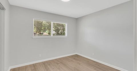 5720 Riverside Blvd, Sacramento, CA 95822 Photo