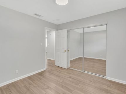 5720 Riverside Blvd, Sacramento, CA 95822 Photo
