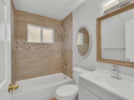 5720 Riverside Blvd, Sacramento, CA 95822 Photo