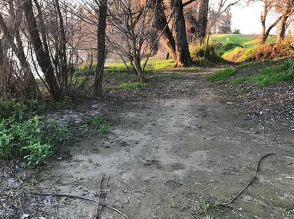 5720 Riverside Blvd, Sacramento, CA 95822 Photo