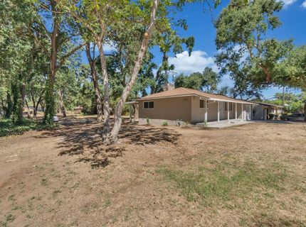 5720 Riverside Blvd, Sacramento, CA 95822 Photo