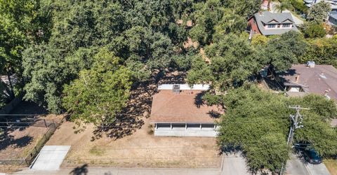 5720 Riverside Blvd, Sacramento, CA 95822 Photo