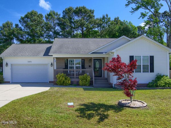 105 Sages Ridge Drive, Holly Ridge, NC 28445