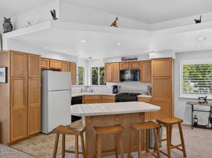 736 Mammoth Way, Gardnerville, NV 89460 Photo