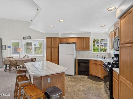 736 Mammoth Way, Gardnerville, NV 89460 Photo