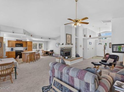 736 Mammoth Way, Gardnerville, NV 89460 Photo