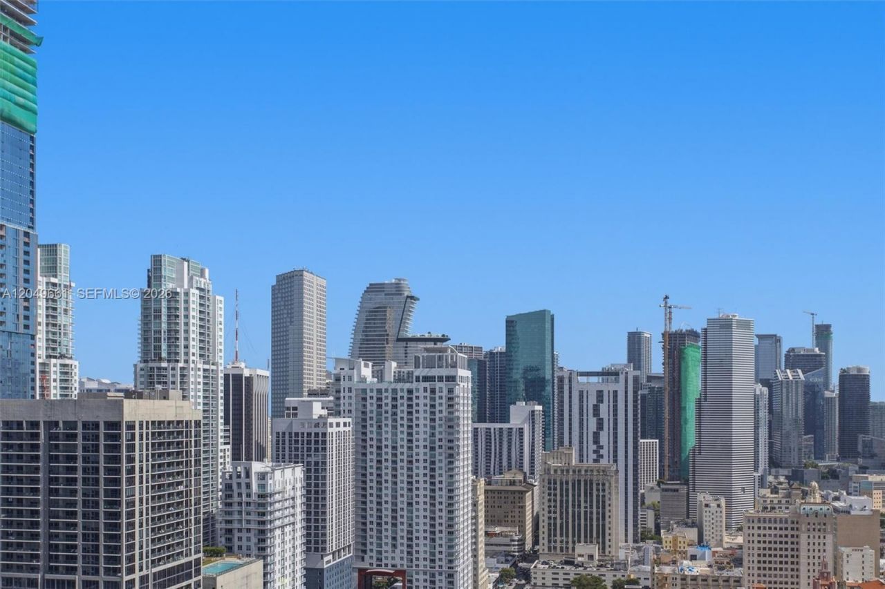 300 Biscayne Boulevard Way, Unit 4808W, Miami, FL 33131 Photo