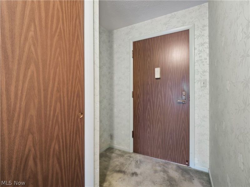 22555 Center Ridge Road, Unit 202, Rocky River, OH 44116 Photo 10