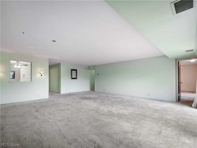 22555 Center Ridge Road, Unit 202, Rocky River, OH 44116 Photo 22