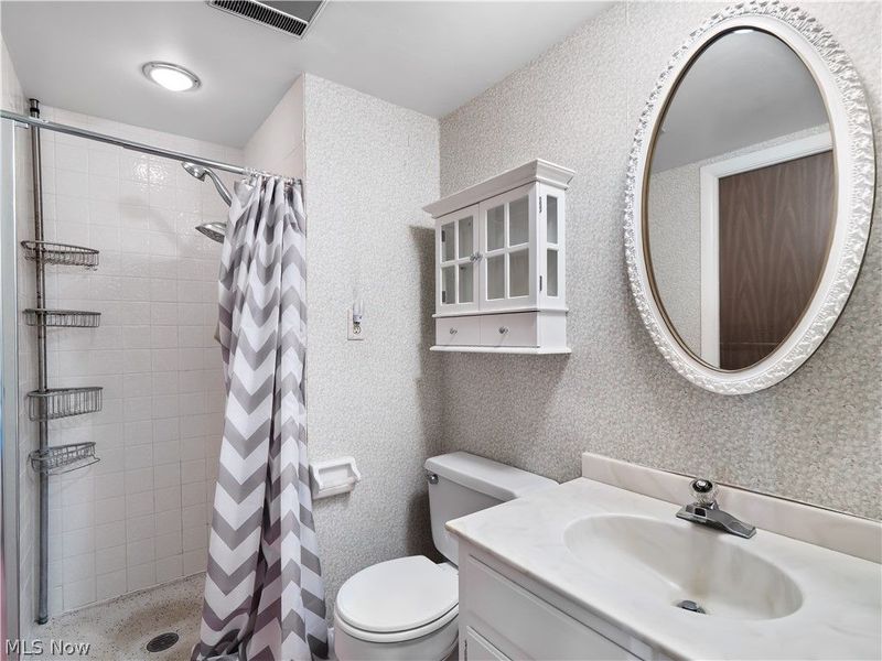 22555 Center Ridge Road, Unit 202, Rocky River, OH 44116 Photo 30