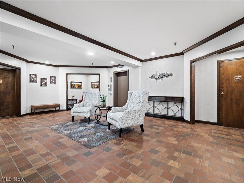 22555 Center Ridge Road, Unit 202, Rocky River, OH 44116 Photo 9