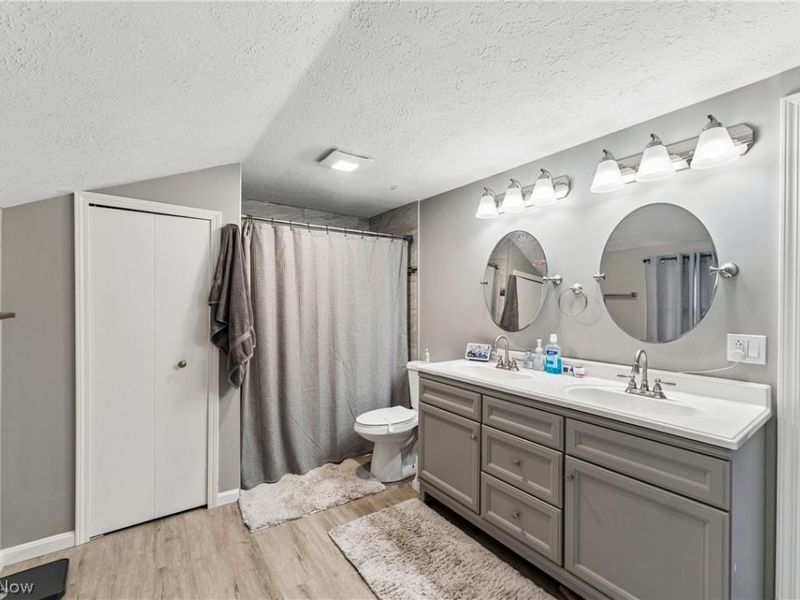 6711 Norwalk Road, Medina, OH 44256 Photo 18