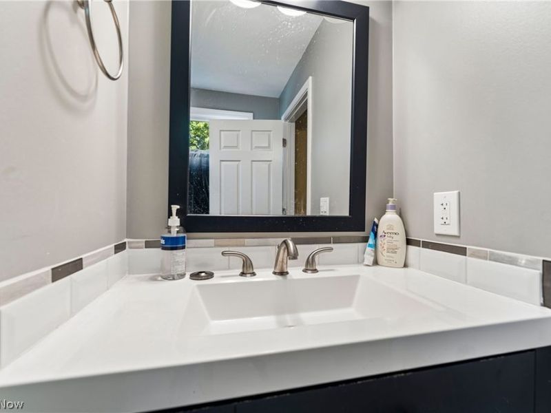 6711 Norwalk Road, Medina, OH 44256 Photo 32