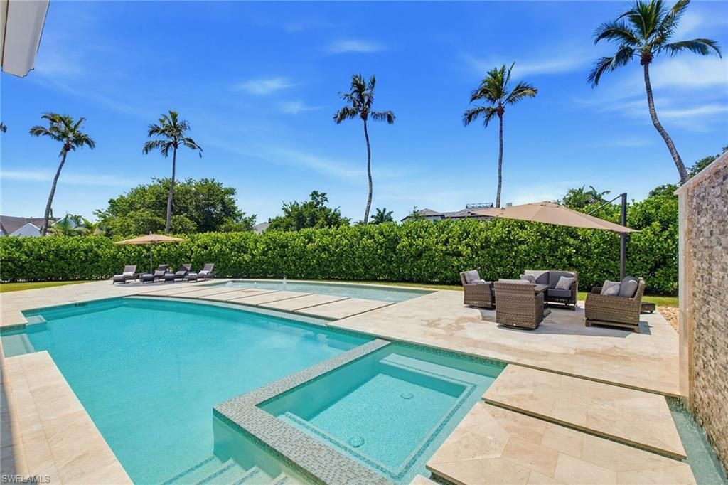 692 Banyan Blvd, Naples, FL 34102 Photo