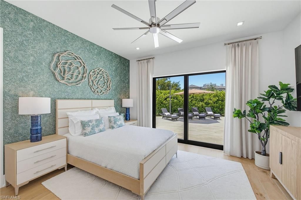692 Banyan Blvd, Naples, FL 34102 Photo
