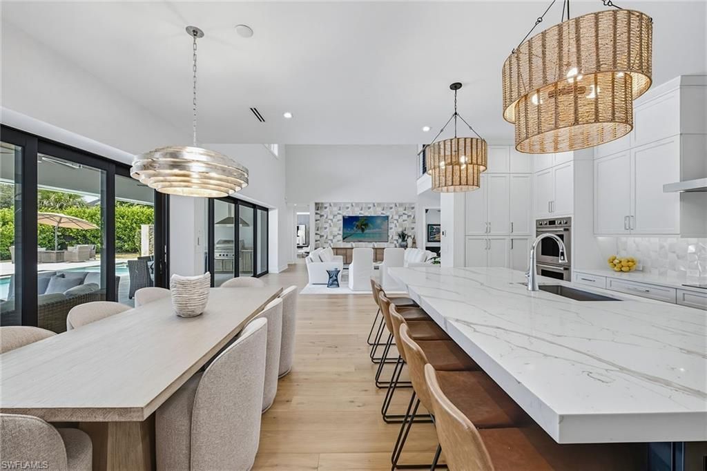692 Banyan Blvd, Naples, FL 34102 Photo