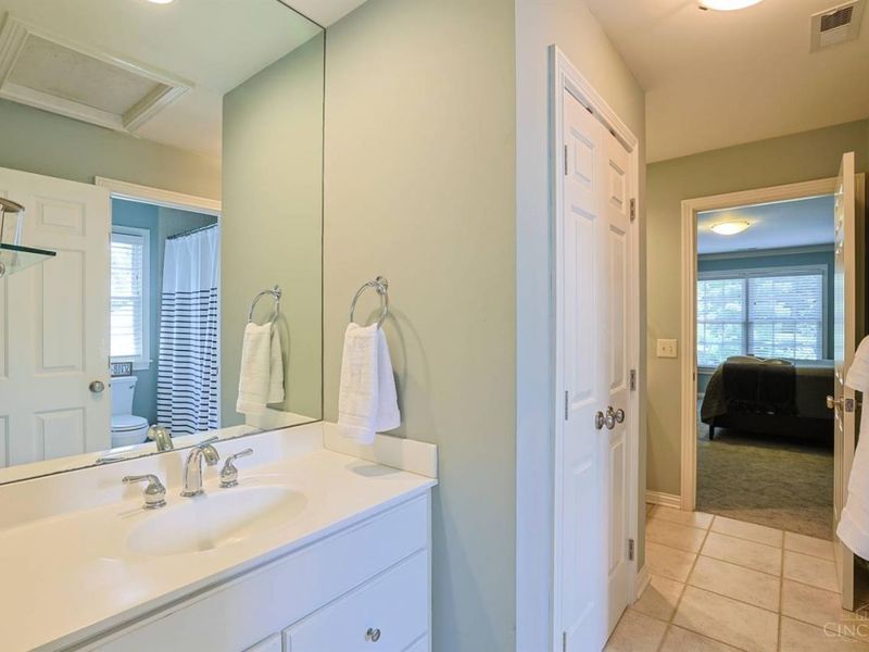7940 Shawnee Run Road, Indian Hill, OH 45243 Photo 43
