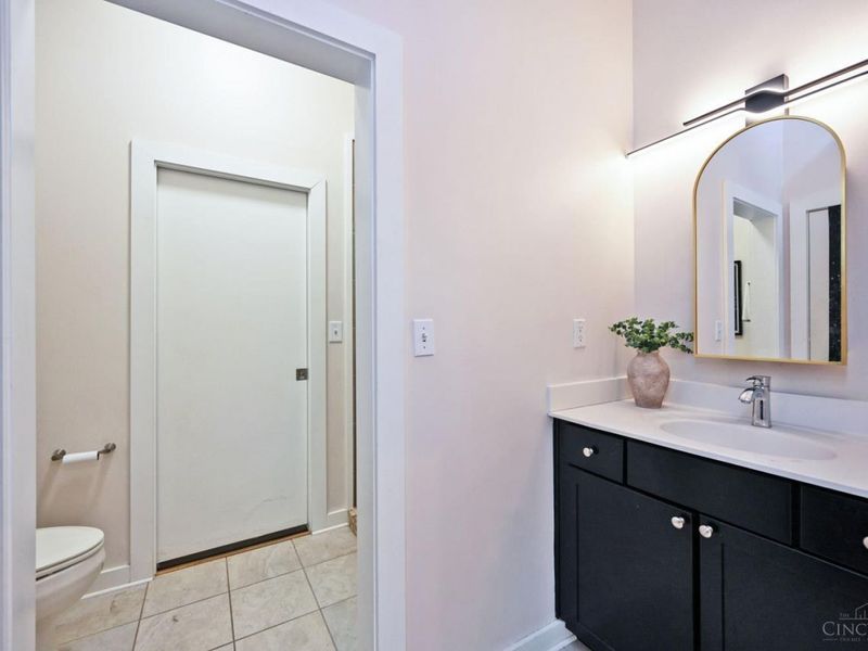 1150 Vine Street, Unit 12, Cincinnati, OH 45202 Photo 15