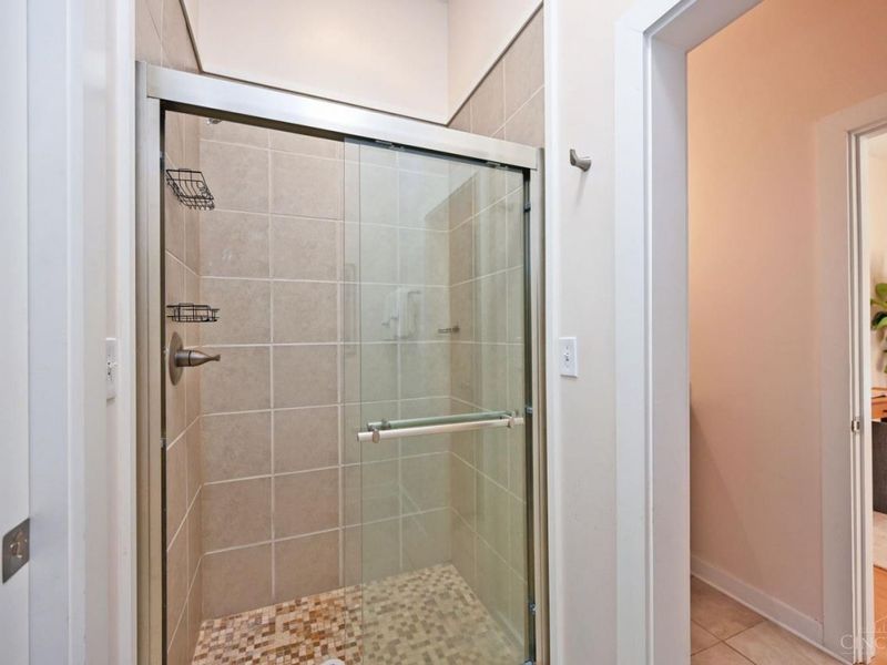 1150 Vine Street, Unit 12, Cincinnati, OH 45202 Photo 17