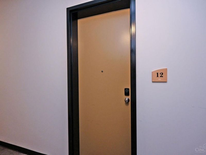 1150 Vine Street, Unit 12, Cincinnati, OH 45202 Photo 21